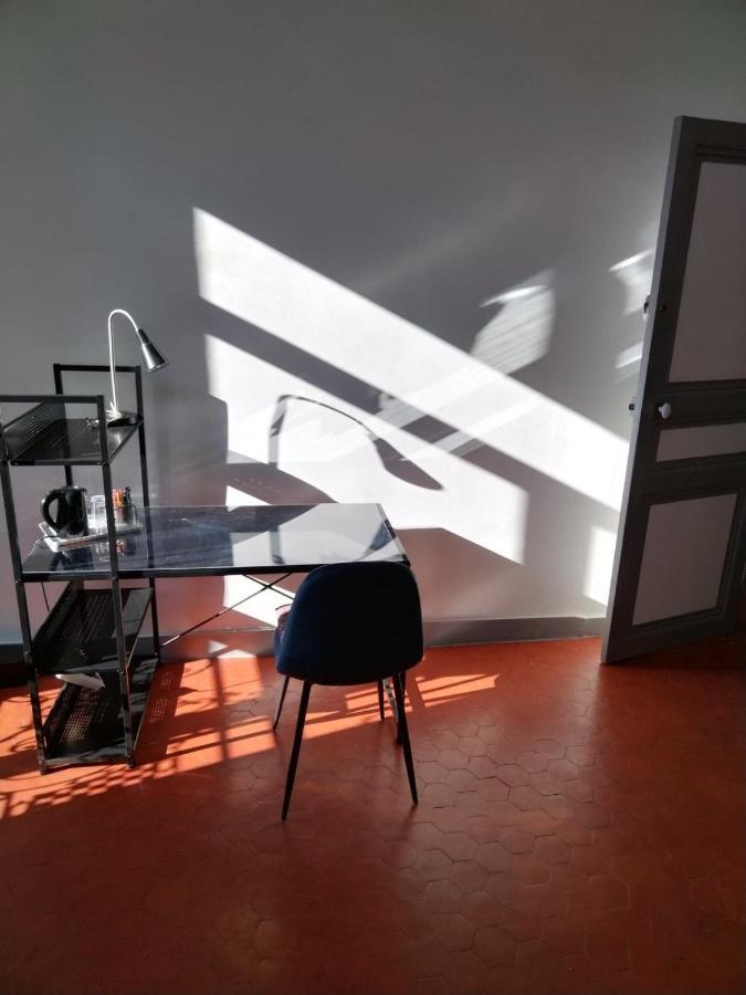 Quartier Des Createurs "La Plaine Cours Julien" Chambre Privee Dans Appartement Menage Frequent Des Parties Commune Marseille Exteriér fotografie